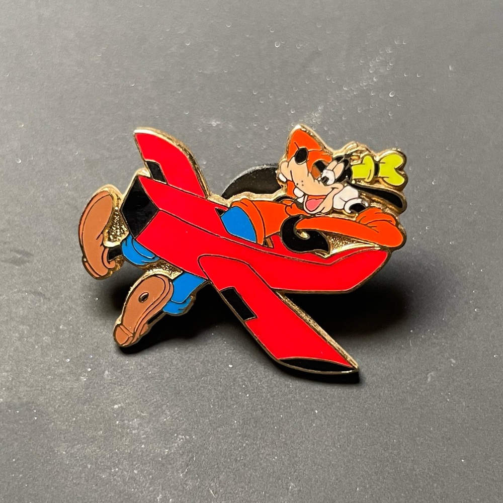 Goofy Flying Vintage Disney Enamel Trading Pin